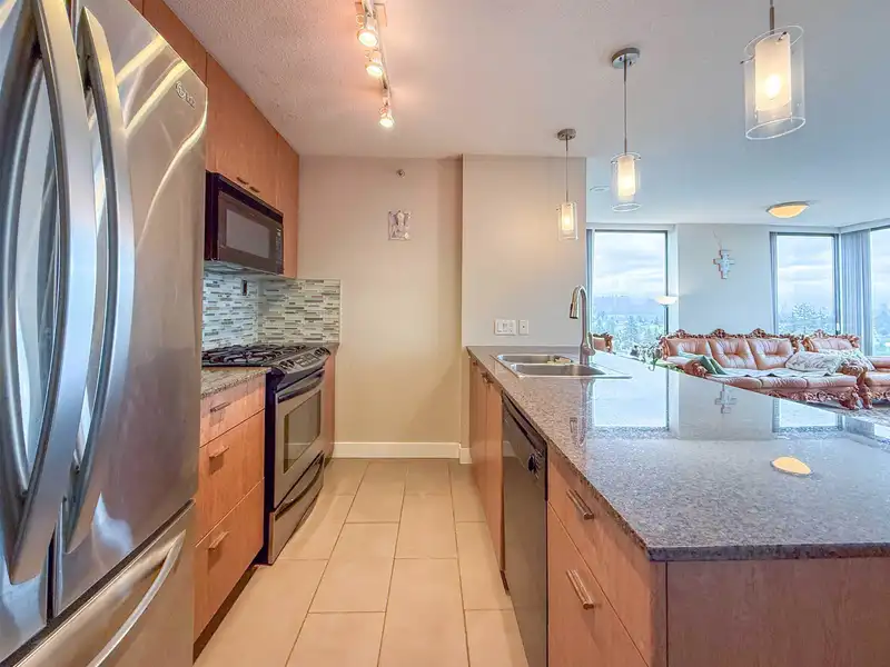 1403 7063 HALL AVENUE - photo 2 of 27