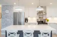 20 34250 HAZELWOOD AVENUE - thumbnail 1