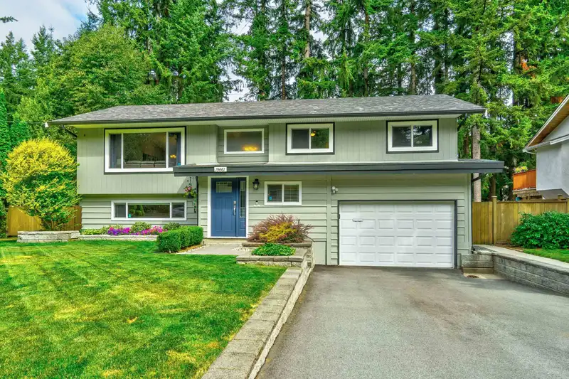 19661 41A AVENUE - photo 1 of 36