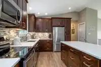 19661 41A AVENUE - thumbnail 7