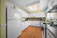 904 ROCHE POINT DRIVE - thumbnail 13