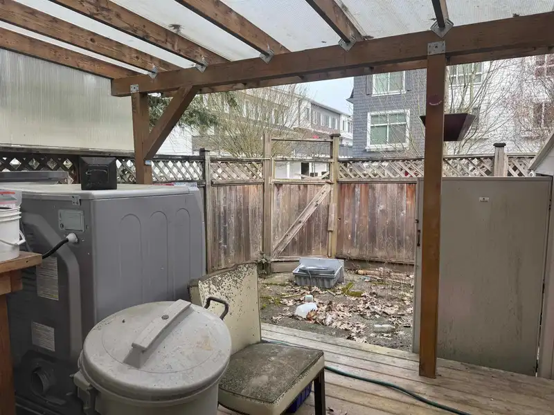 42 10555 153 STREET - photo 1 of 14