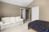 13735 230A STREET - thumbnail 9