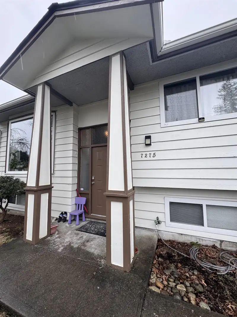 7275 112 STREET - photo 2 of 30