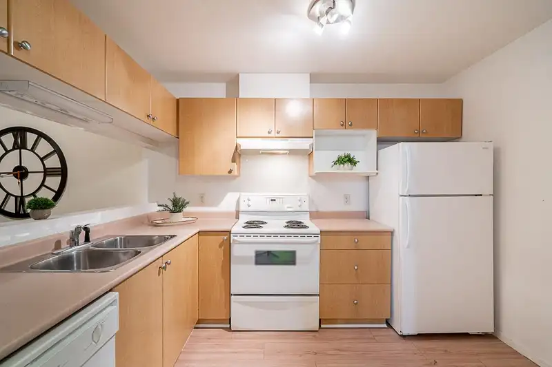 327 27358 32 AVENUE - photo 3 of 26