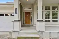 7063 200B STREET - thumbnail 4
