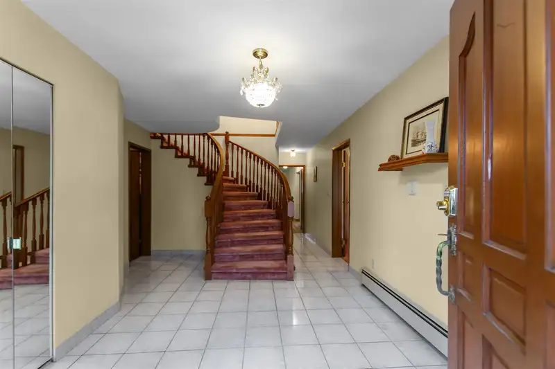 4958 SIDLEY STREET - photo 2 of 32