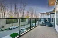 16647 18 AVENUE - thumbnail 2