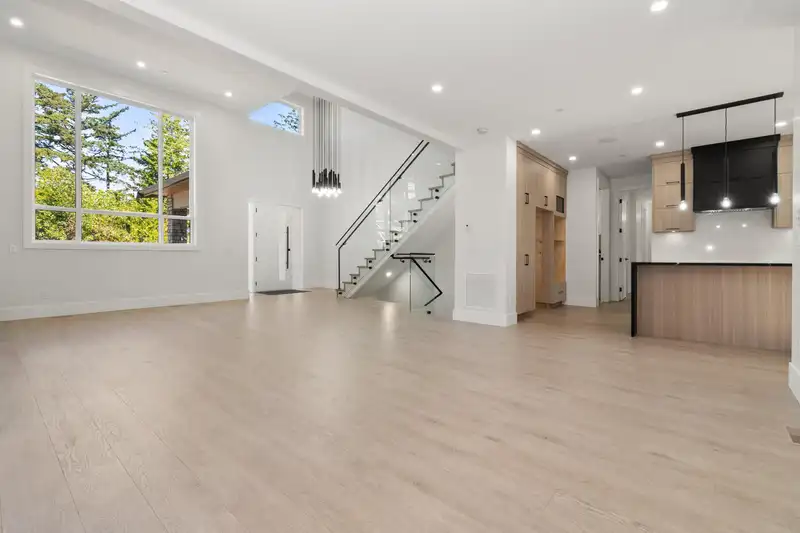 5626 CRIMSON RIDGE - photo 3 of 40