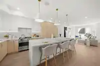 75 16358 90 AVENUE - thumbnail 1