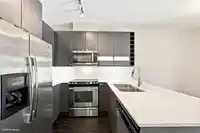305 5655 210A STREET - thumbnail 9