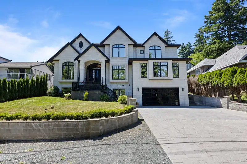 14678 ST ANDREWS DRIVE - photo 1 of 40