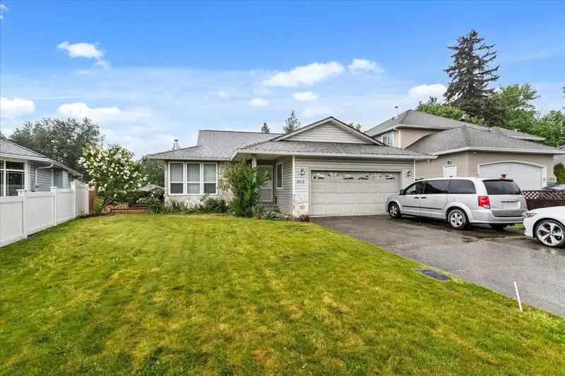 3319 FIRHILL DRIVE - photo 2 of 40