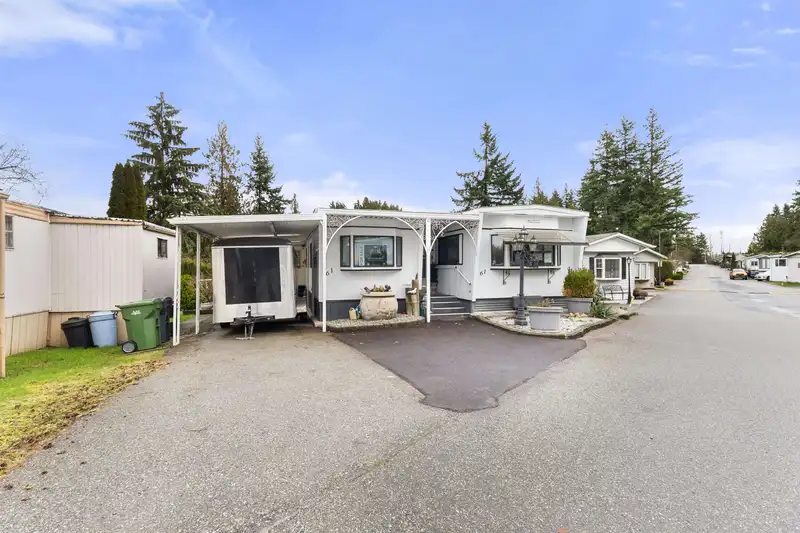 61 24330 FRASER HIGHWAY - photo 1 of 34