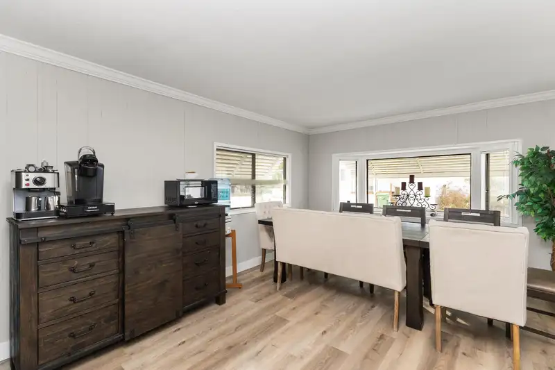 61 24330 FRASER HIGHWAY - photo 3 of 34