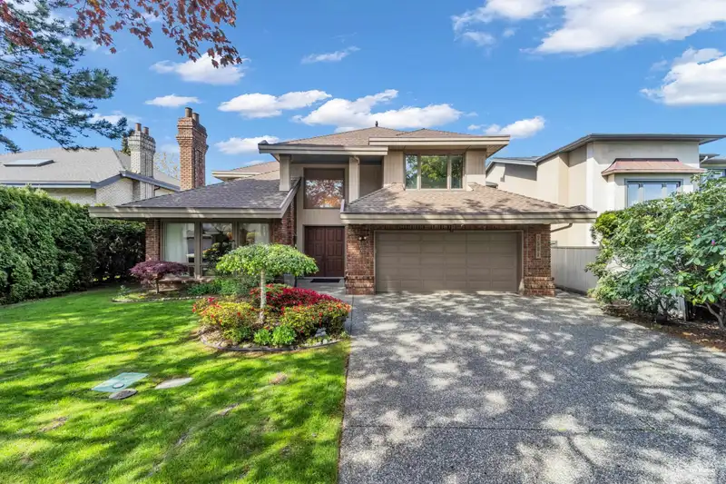 7591 TWEEDSMUIR AVENUE - photo 1 of 39