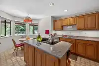 21050 YEOMANS CRESCENT - thumbnail 14