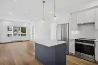 305 20286 72B AVENUE - thumbnail 2