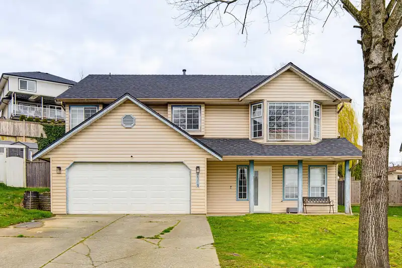 31153 SIDONI AVENUE - photo 1 of 40