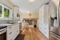 1068 SPRUCE AVENUE - thumbnail 15