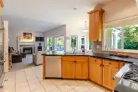 21015 46 AVENUE - thumbnail 11