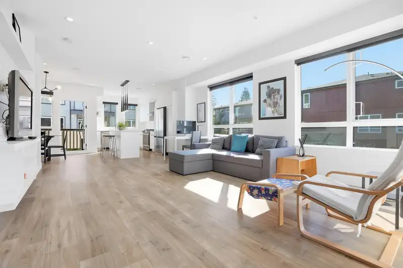 38 11851 232 STREET - photo 4 of 39