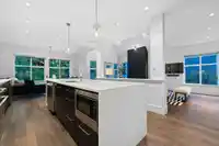3761 EDGEMONT BOULEVARD - thumbnail 9