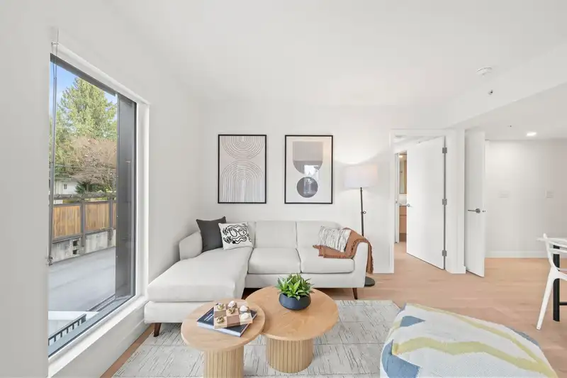 106 5212 CAMBIE STREET - photo 4 of 32