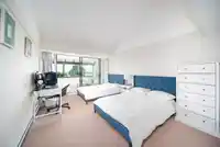 49 2202 FOLKESTONE WAY - thumbnail 4