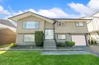 4517 46A STREET - thumbnail 1