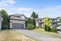 8417 215 STREET - thumbnail 2