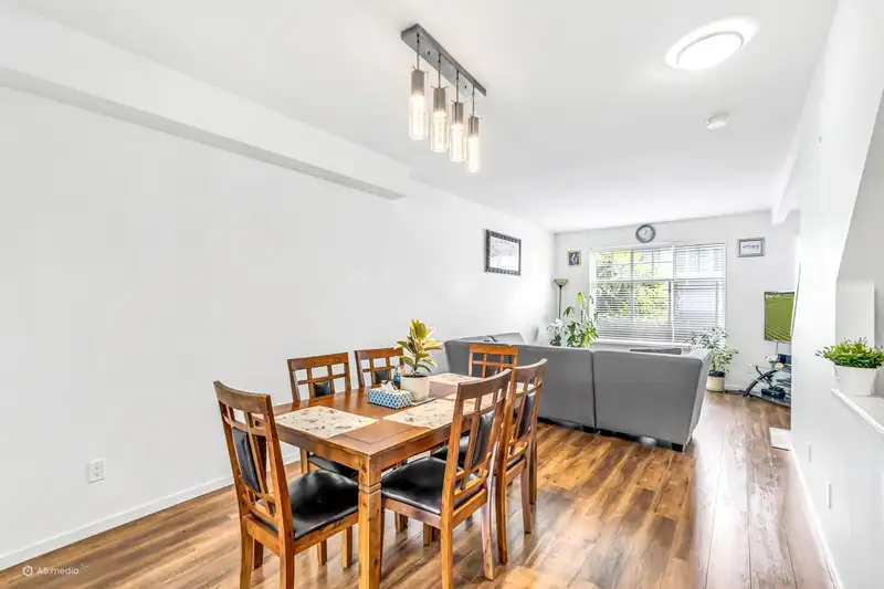 20 5858 142 STREET - photo 4 of 27