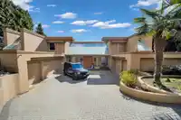 848 EYREMOUNT DRIVE - thumbnail 1