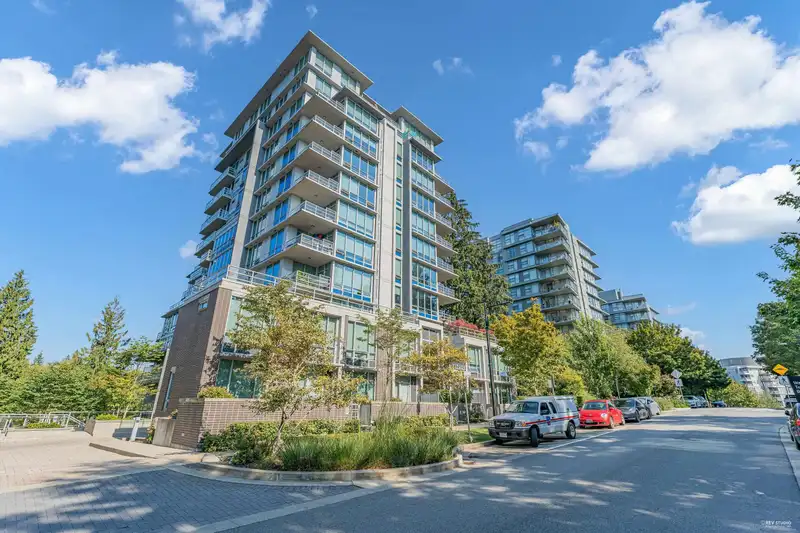 1005 9080 UNIVERSITY CRESCENT - photo 1 of 31