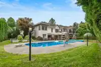 8891 164 STREET - thumbnail 1