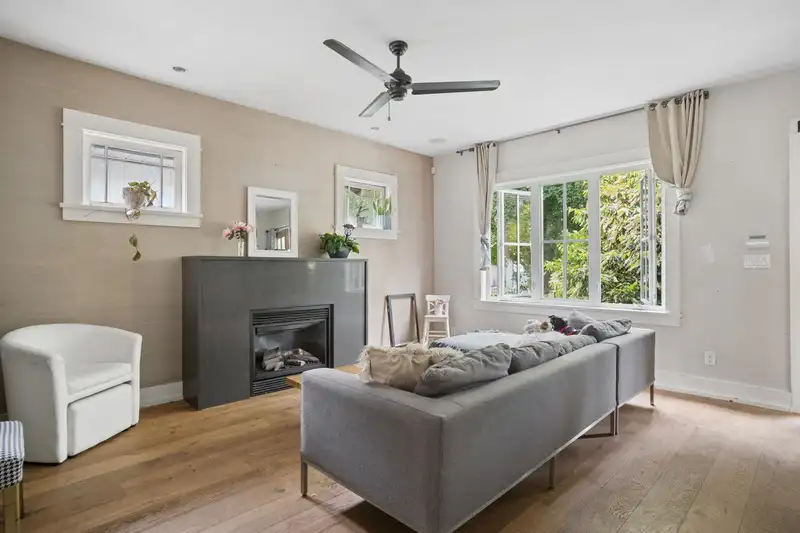 2252 VENABLES STREET - photo 3 of 38