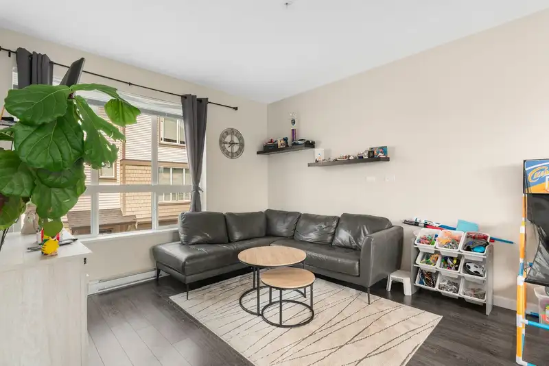 15 7848 209 STREET - photo 4 of 29