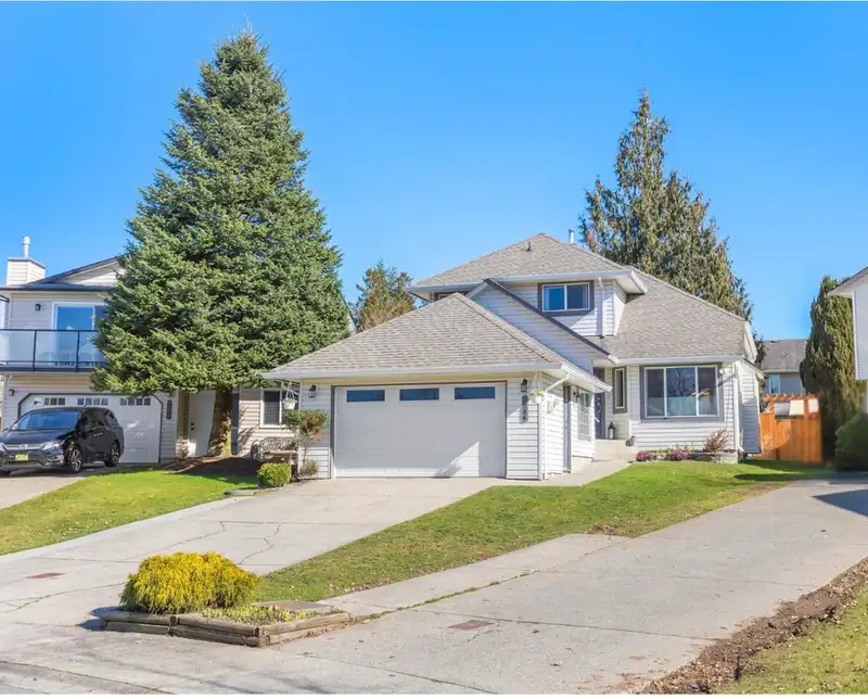 3286 274A STREET - photo 2 of 39