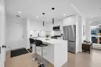 409 8379 201 STREET - thumbnail 3