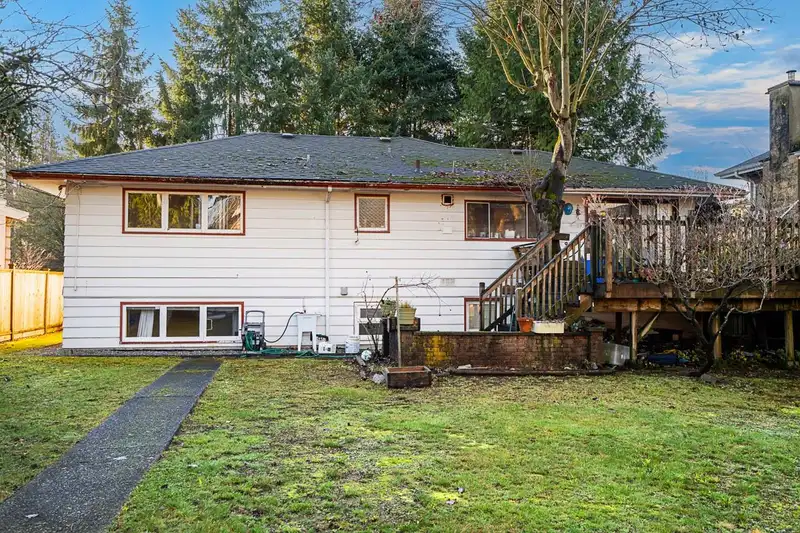 1323 W 49TH AVENUE - photo 4 of 13