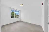 2210 E 1ST AVENUE - thumbnail 17