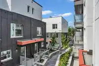 2210 E 1ST AVENUE - thumbnail 32