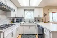20895 51B AVENUE - thumbnail 11