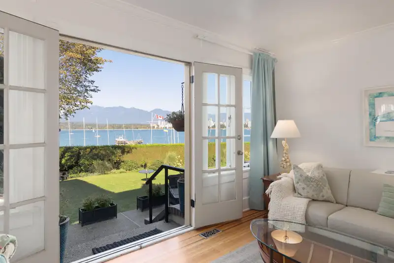 2449 POINT GREY ROAD - photo 4 of 33