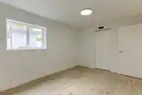1743 E 49TH AVENUE - thumbnail 12