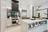 109 300 SALTER STREET - thumbnail 10