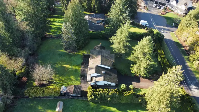 22872 78 AVENUE - photo 3 of 40