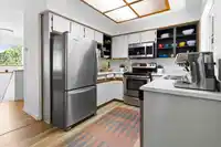9030 JAMES PLACE - thumbnail 11