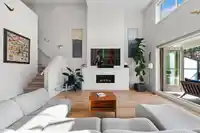 15541 OXENHAM AVENUE - thumbnail 3