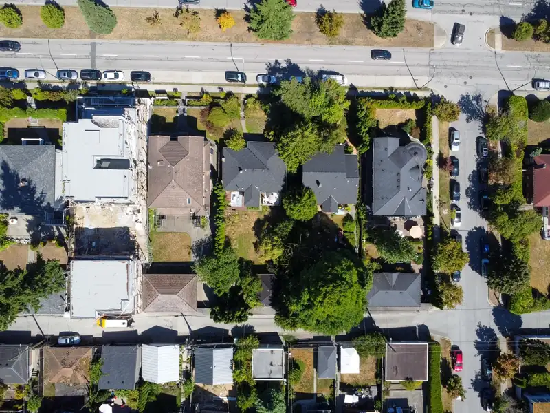 4111 ASH STREET - photo 2 of 9